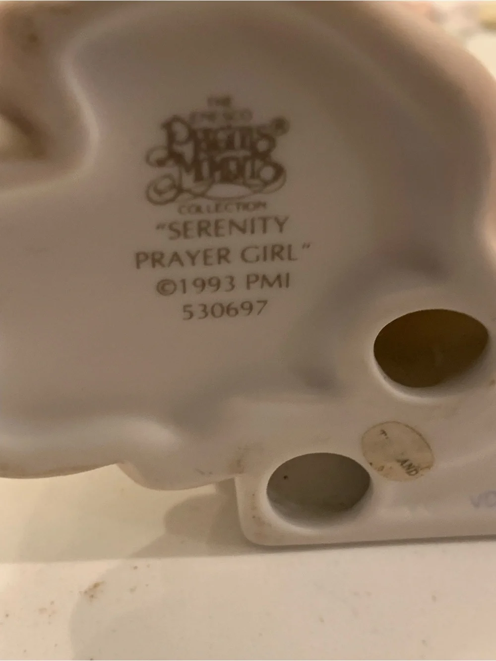 Vintage Precious Moments Figurine Serenity Prayer Girl 1993 5” No flaws.